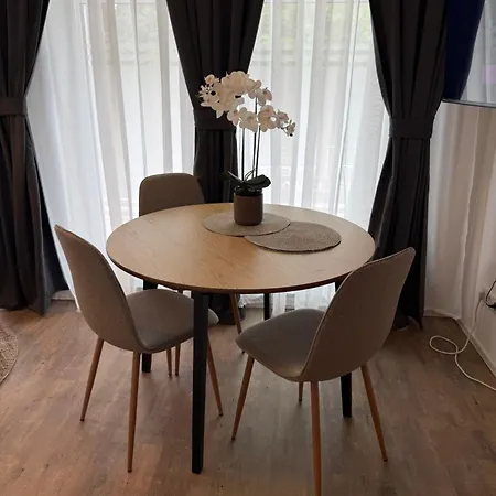 Frundsberg-apartment 公寓