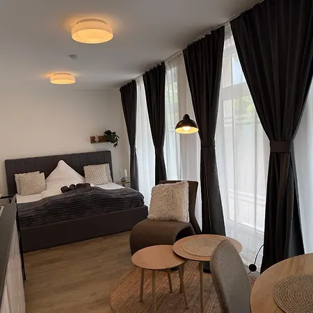Frundsberg-apartment 公寓 *