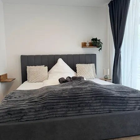 Frundsberg-apartment 公寓 明德海姆